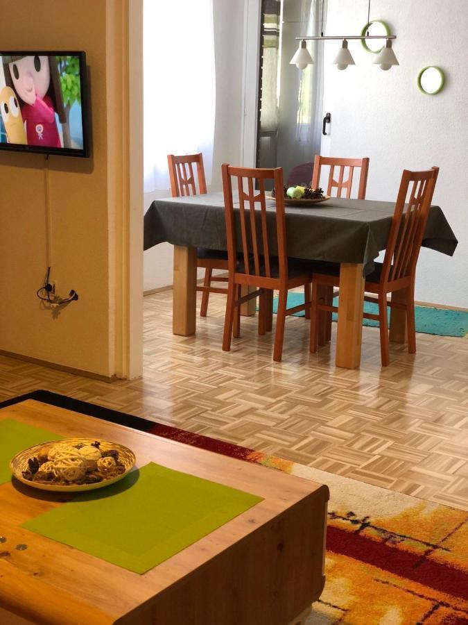 Apartment Etna! Near To Airport Sarajevo Luaran gambar